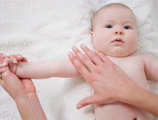 Ostéopathie femme enceinte, grossesse, bébé, enfant